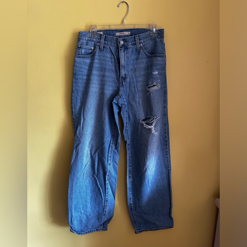 Levi’s dad jeans